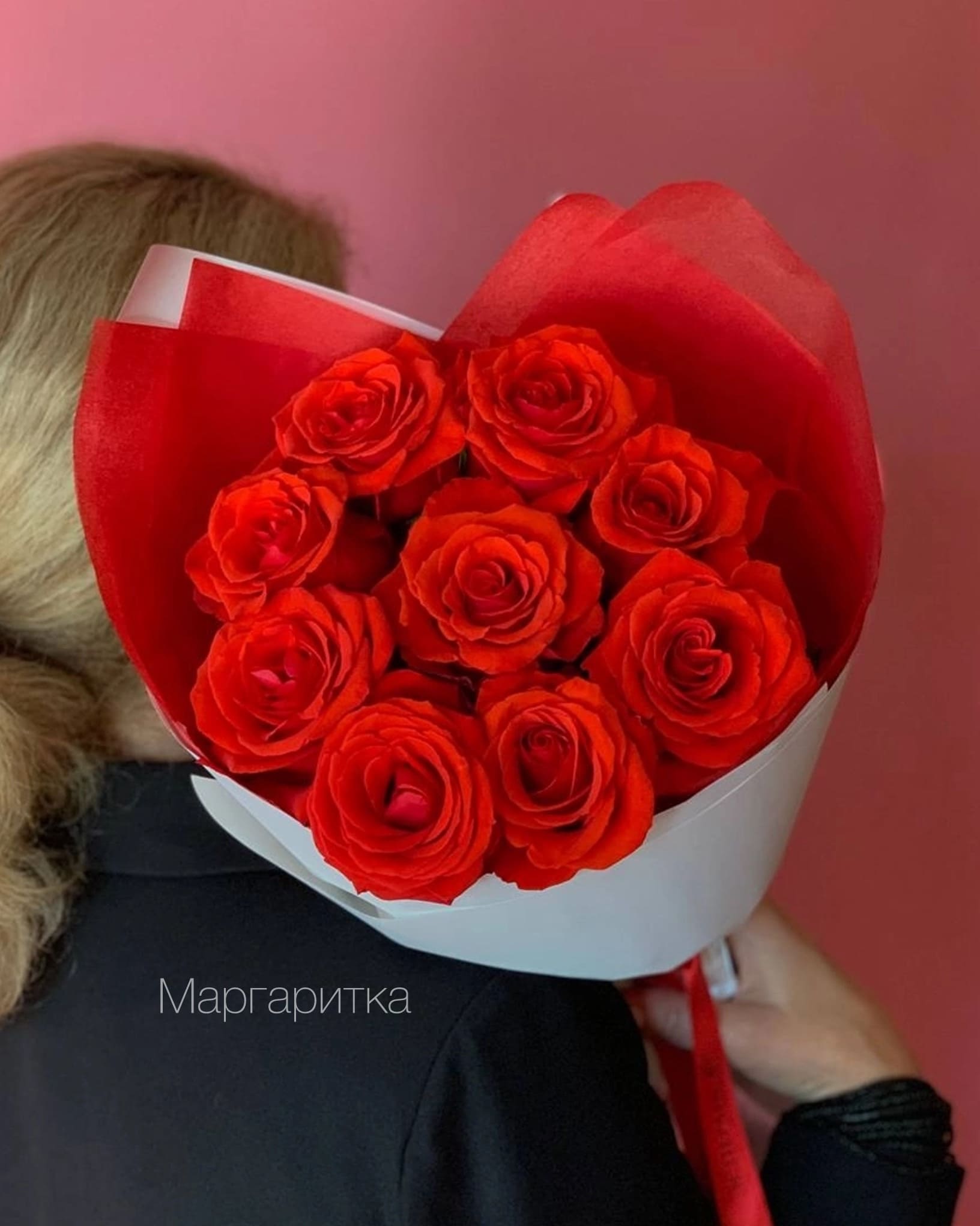 Женщина подобна букету цветов