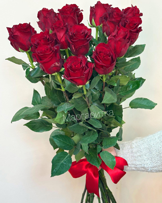 Красные розы 80см