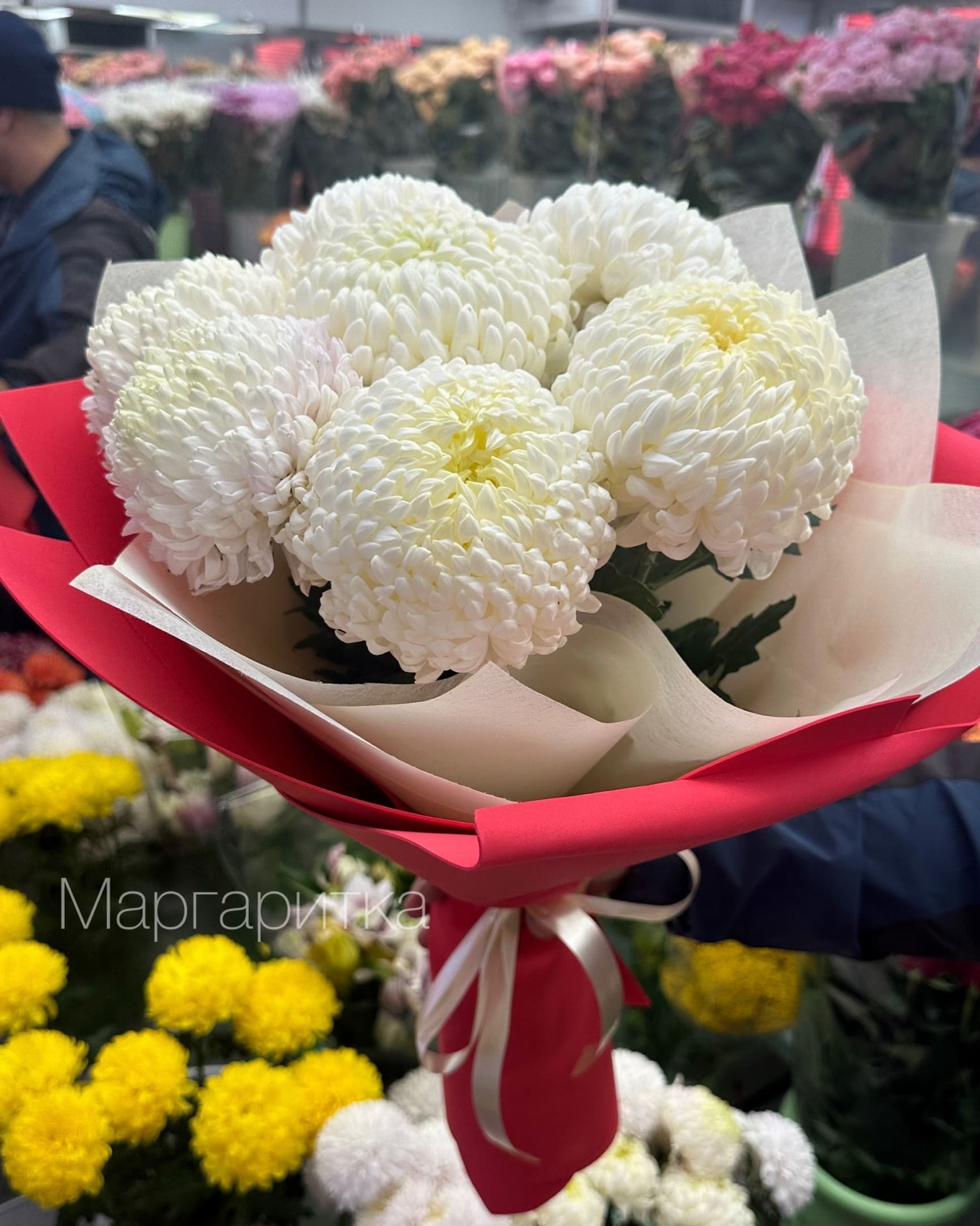 В белых кимоно